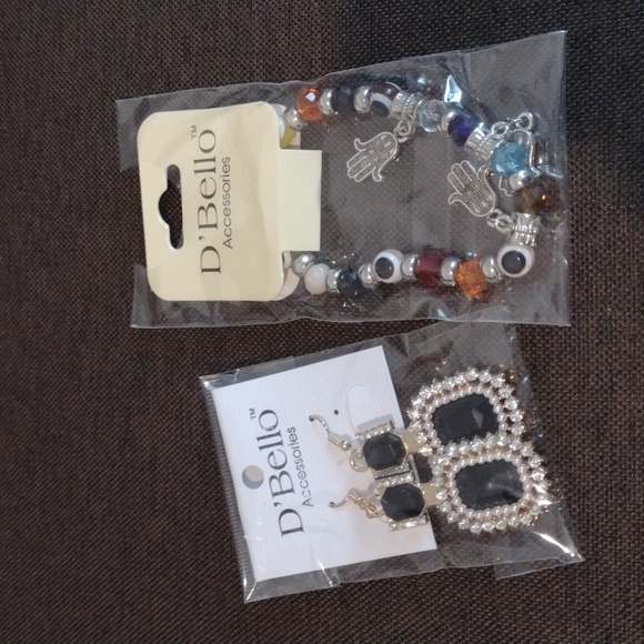 4pc bundle with earrings and bracelet nwt - Picture 2 of 13